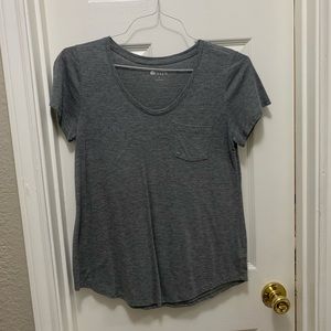 Women’s medium charcoal top